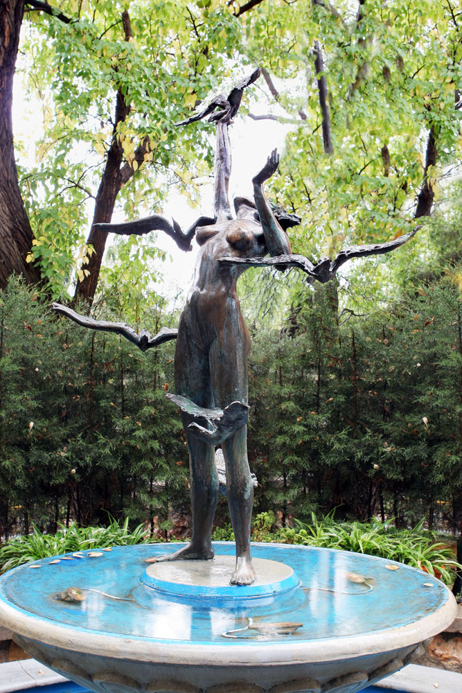 Скульптура для фонтана «Нереїда». 2014. Бронза